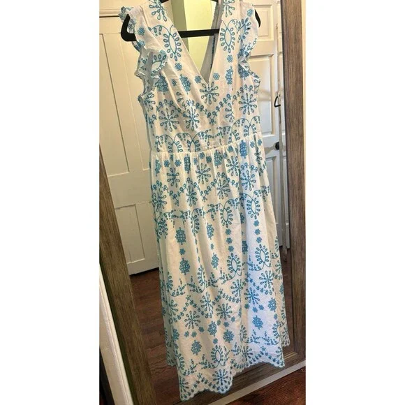 Lilly Pulitzer size 10 Lillyanne Eyelet MIDI Dress blue and white embroidered - Picture 2 of 7